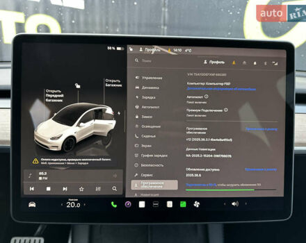 Белый Тесла Model Y, объемом двигателя 0 л и пробегом 61 тыс. км за 24700 $, фото 16 на Automoto.ua