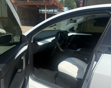 Тесла Model Y 2022 у Харкові на Automoto.ua Білий Тесла Model Y, об'ємом двигуна 0 л та пробігом 38 тис. км за 29900 $, фото 1 на Automoto.ua