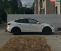 Білий Тесла Model Y, об'ємом двигуна 0 л та пробігом 110 тис. км за 28000 $, фото 1 на Automoto.ua