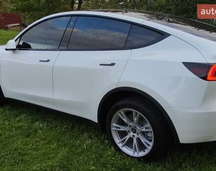 Белый Тесла Model Y, объемом двигателя 0 л и пробегом 69 тыс. км за 23500 $, фото 6 на Automoto.ua