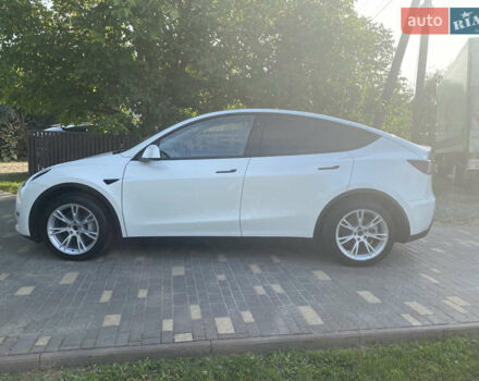 Белый Тесла Model Y, объемом двигателя 0 л и пробегом 58 тыс. км за 24000 $, фото 48 на Automoto.ua