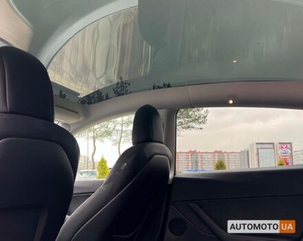 Белый Тесла Model Y, объемом двигателя 82 л и пробегом 65 тыс. км за 28700 $, фото 11 на Automoto.ua