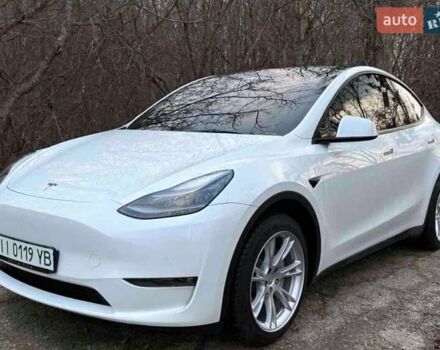 Белый Тесла Model Y, объемом двигателя 0 л и пробегом 51 тыс. км за 38300 $, фото 2 на Automoto.ua