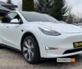 Белый Тесла Model Y, объемом двигателя 82 л и пробегом 65 тыс. км за 28700 $, фото 1 на Automoto.ua