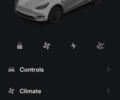 Белый Тесла Model Y, объемом двигателя 0 л и пробегом 51 тыс. км за 31000 $, фото 66 на Automoto.ua