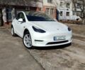 Белый Тесла Model Y, объемом двигателя 0 л и пробегом 53 тыс. км за 26999 $, фото 1 на Automoto.ua