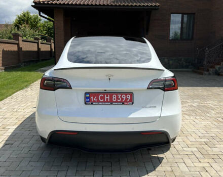 Тесла Model Y 2022 у Вінниці на Automoto.ua Білий Тесла Model Y, об'ємом двигуна 0 л та пробігом 43 тис. км за 28500 $, фото 5 на Automoto.ua