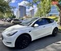 Белый Тесла Model Y, объемом двигателя 0 л и пробегом 26 тыс. км за 47700 $, фото 1 на Automoto.ua