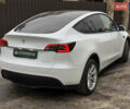 Белый Тесла Model Y, объемом двигателя 0 л и пробегом 53 тыс. км за 36700 $, фото 7 на Automoto.ua