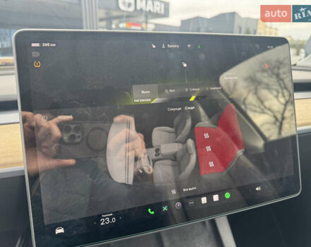 Білий Тесла Model Y, об'ємом двигуна 0 л та пробігом 100 тис. км за 23999 $, фото 17 на Automoto.ua