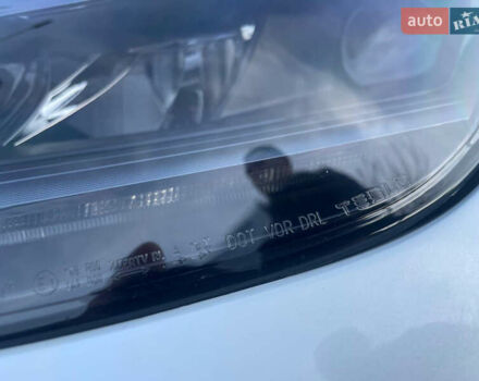 Білий Тесла Model Y, об'ємом двигуна 0 л та пробігом 60 тис. км за 24900 $, фото 37 на Automoto.ua