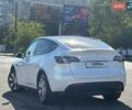 Белый Тесла Model Y, объемом двигателя 0 л и пробегом 31 тыс. км за 24999 $, фото 20 на Automoto.ua