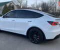 Белый Тесла Model Y, объемом двигателя 0 л и пробегом 23 тыс. км за 31000 $, фото 3 на Automoto.ua