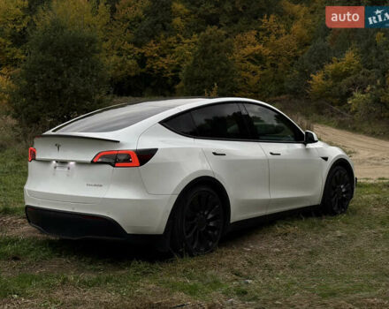 Тесла Model Y 2022 у Городке на Automoto.ua Білий Тесла Model Y, об'ємом двигуна 0 л та пробігом 102 тис. км за 28200 $, фото 6 на Automoto.ua