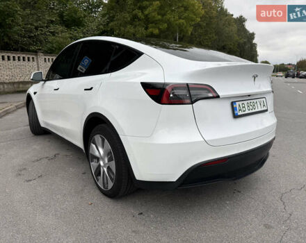 Білий Тесла Model Y, об'ємом двигуна 0 л та пробігом 82 тис. км за 25499 $, фото 8 на Automoto.ua