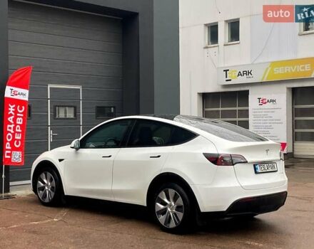 Білий Тесла Model Y, об'ємом двигуна 0 л та пробігом 81 тис. км за 32500 $, фото 7 на Automoto.ua