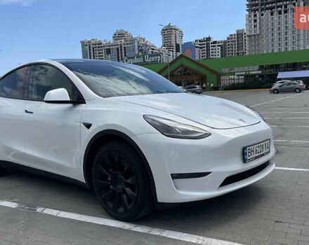 Белый Тесла Model Y, объемом двигателя 0 л и пробегом 10 тыс. км за 29500 $, фото 15 на Automoto.ua