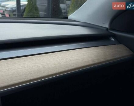 Тесла Model Y 2022 в Ровно на Automoto.ua Белый Тесла Model Y, объемом двигателя 0 л и пробегом 83 тыс. км за 22500 $, фото 38 на Automoto.ua