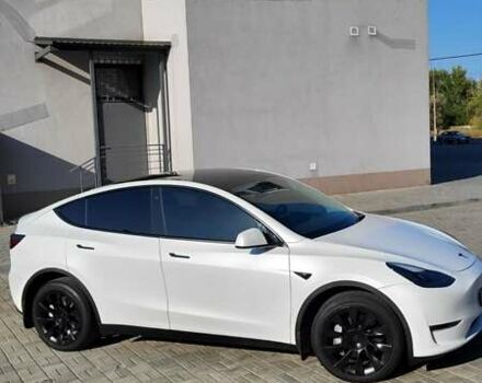 Белый Тесла Model Y, объемом двигателя 0 л и пробегом 62 тыс. км за 25950 $, фото 20 на Automoto.ua