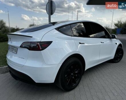 Белый Тесла Model Y, объемом двигателя 0 л и пробегом 59 тыс. км за 28800 $, фото 13 на Automoto.ua