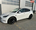 Белый Тесла Model Y, объемом двигателя 0 л и пробегом 12 тыс. км за 44900 $, фото 5 на Automoto.ua