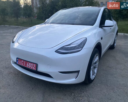 Белый Тесла Model Y, объемом двигателя 0 л и пробегом 58 тыс. км за 24000 $, фото 10 на Automoto.ua