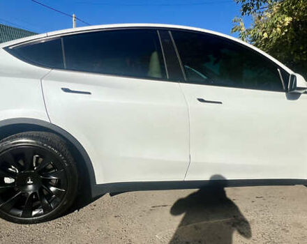 Белый Тесла Model Y, объемом двигателя 0 л и пробегом 55 тыс. км за 29900 $, фото 11 на Automoto.ua