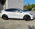 Белый Тесла Model Y, объемом двигателя 0 л и пробегом 62 тыс. км за 25950 $, фото 18 на Automoto.ua