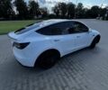 Белый Тесла Model Y, объемом двигателя 0 л и пробегом 59 тыс. км за 27999 $, фото 13 на Automoto.ua