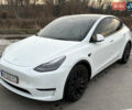 Білий Тесла Model Y, об'ємом двигуна 0 л та пробігом 65 тис. км за 29500 $, фото 1 на Automoto.ua