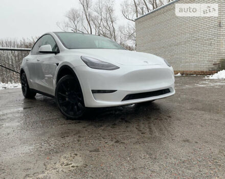 Білий Тесла Model Y, об'ємом двигуна 0 л та пробігом 4 тис. км за 39000 $, фото 4 на Automoto.ua