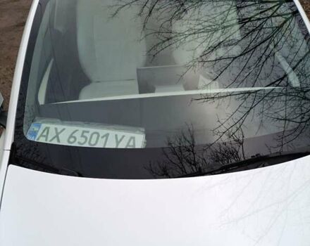 Белый Тесла Model Y, объемом двигателя 0 л и пробегом 52 тыс. км за 29000 $, фото 3 на Automoto.ua