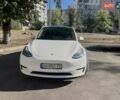 Белый Тесла Model Y, объемом двигателя 0 л и пробегом 55 тыс. км за 28000 $, фото 1 на Automoto.ua