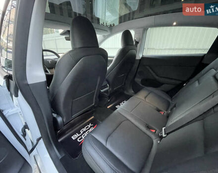 Белый Тесла Model Y, объемом двигателя 0 л и пробегом 1 тыс. км за 39000 $, фото 12 на Automoto.ua