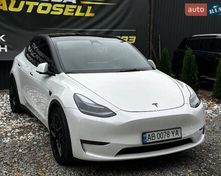 Белый Тесла Model Y, объемом двигателя 0 л и пробегом 57 тыс. км за 32000 $, фото 1 на Automoto.ua