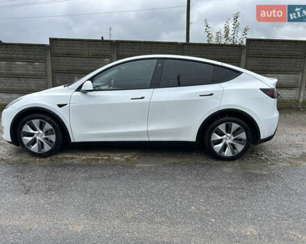 Тесла Model Y 2022 у Вінниці на Automoto.ua Білий Тесла Model Y, об'ємом двигуна 0 л та пробігом 80 тис. км за 24900 $, фото 3 на Automoto.ua