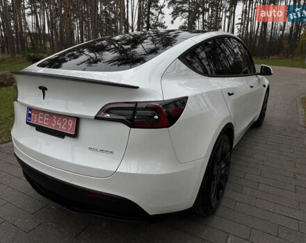 Белый Тесла Model Y, объемом двигателя 0 л и пробегом 74 тыс. км за 25700 $, фото 7 на Automoto.ua