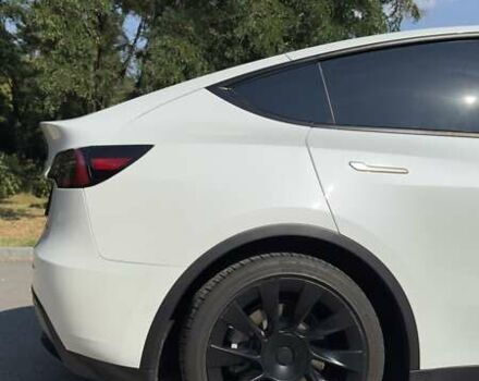 Белый Тесла Model Y, объемом двигателя 0 л и пробегом 55 тыс. км за 27599 $, фото 11 на Automoto.ua