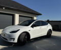Тесла Model Y 2022 в Ровно на Automoto.ua Белый Тесла Model Y, объемом двигателя 0 л и пробегом 105 тыс. км за 27000 $, фото 15 на Automoto.ua