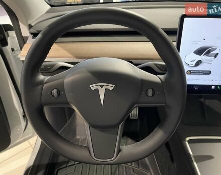 Белый Тесла Model Y, объемом двигателя 0 л и пробегом 14 тыс. км за 47800 $, фото 12 на Automoto.ua