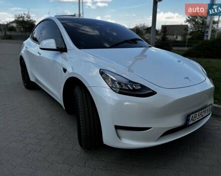 Белый Тесла Model Y, объемом двигателя 0 л и пробегом 59 тыс. км за 28800 $, фото 16 на Automoto.ua