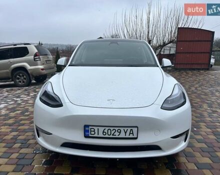 Белый Тесла Model Y, объемом двигателя 0 л и пробегом 94 тыс. км за 29999 $, фото 8 на Automoto.ua