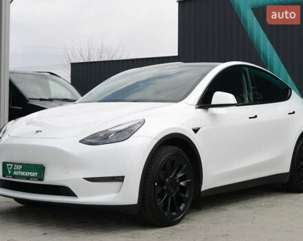 Тесла Model Y 2022 у Мукачеве на Automoto.ua Білий Тесла Model Y, об'ємом двигуна 0 л та пробігом 17 тис. км за 46500 $, фото 4 на Automoto.ua