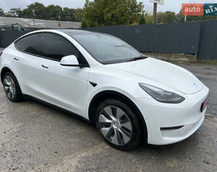 Тесла Model Y 2022 у Вінниці на Automoto.ua Білий Тесла Model Y, об'ємом двигуна 0 л та пробігом 80 тис. км за 24900 $, фото 5 на Automoto.ua