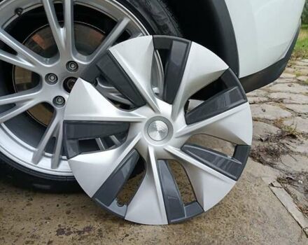 Белый Тесла Model Y, объемом двигателя 0 л и пробегом 52 тыс. км за 29000 $, фото 21 на Automoto.ua