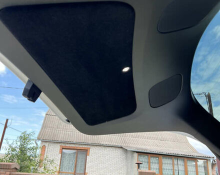 Тесла Model Y 2022 у Вінниці на Automoto.ua Білий Тесла Model Y, об'ємом двигуна 0 л та пробігом 43 тис. км за 28500 $, фото 18 на Automoto.ua