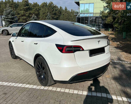 Білий Тесла Model Y, об'ємом двигуна 0 л та пробігом 53 тис. км за 24300 $, фото 3 на Automoto.ua
