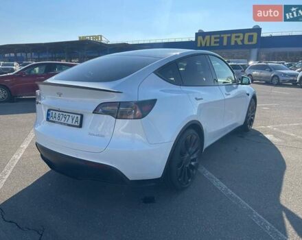 Білий Тесла Model Y, об'ємом двигуна 0 л та пробігом 32 тис. км за 32900 $, фото 8 на Automoto.ua