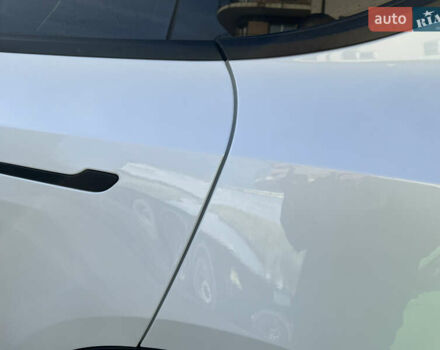 Білий Тесла Model Y, об'ємом двигуна 0 л та пробігом 12 тис. км за 24750 $, фото 22 на Automoto.ua