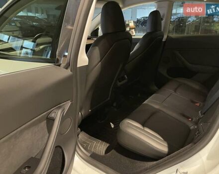 Белый Тесла Model Y, объемом двигателя 0 л и пробегом 14 тыс. км за 47800 $, фото 26 на Automoto.ua